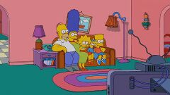 Der Wecker der Couch klingelt. Nach dem Rasieren frühstückt sie zusammen mit ihrer Familie. Danach fährt sie zu ihrem Job bei den Simpsons. An der Hintertür betätigt sie ihre Stechuhr und läuft ins Wohnzimmer. Als sie an ihrem Platz angekommen ist, kommt die Familie herein gerannt und setzt sich auf sie.