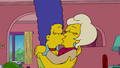 Marge - Lindsey kiss.png