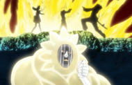 Mayuri shocks the Arrancar for talking too much.