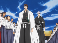 Aizen as captain of the 5th Division, along with Gin as his lieutenant.