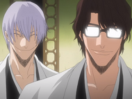 Aizen reveals that he has never considered anyone other than Gin to be his lieutenant.