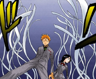 Ichigo uses Reiraku to find Yūichi Shibata and Sado.