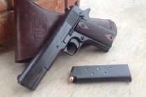 A WW1 style M1911.