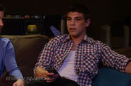 Degrassi-lookbook-1113-drew