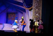 Disney Live-12