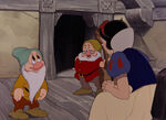 Snow-white-disneyscreencaps.com-6119