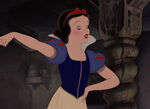 Snow-white-disneyscreencaps.com-4712