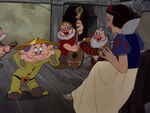 Snow-white-disneyscreencaps.com-6183