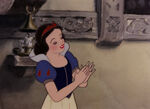 Snow-white-disneyscreencaps.com-6463