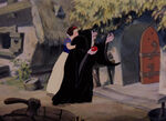 Snow-white-disneyscreencaps.com-8280