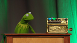 Kermit at the 2019 D23 Expo with Amphibia's Calamity Box