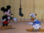 Mickey Mouse invites Donald Duck to recite "Twinkle, Twinkle, Little Star"