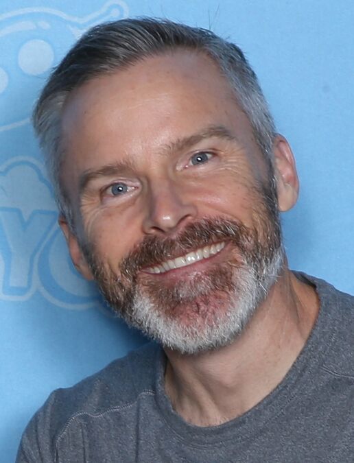 Roger Craig Smith