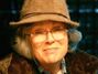 Sra. Bird (Julie Walters) en Paddington (doblaje mexicano).