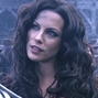 Anna Valerious (Kate Beckinsale) en Van Helsing: Cazador de monstruos.