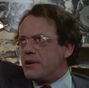 Larry (Christopher Lloyd) en Mr. Mom (redoblaje)