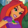 Starfire en DC Super Hero Girls (doblaje chileno, primera temporada)