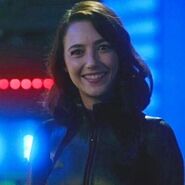 Sue Dearbon (Natalie Dreyfuss) en The Flash