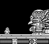 Platillo volador del Dr. Wily acoplado a la Wily Máquina I en "Mega Man: Dr. Wily's Revenge", Game Boy.