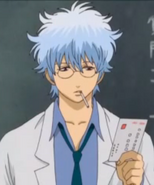 Gintoki como Ginpachi-sensei.