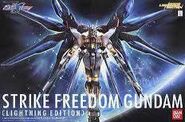 1/60 ZGMF-X20A Strike Freedom Lighting Edition (2005): box art