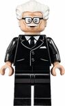 Lego-Classic-TV-Series-Batcave-76052-Set-Contents-Alfred-Minifigure