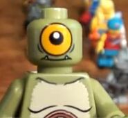 The Cyclop's face under the head piece