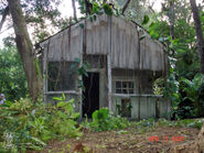 Sur le tournage de L'Homme de l'ombre, la cabane de Jacob