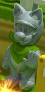 Super Mario 3D Land screenshot of Statue Luigi