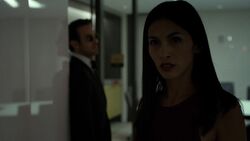 Elektra-HidingFromGuards-S2E6