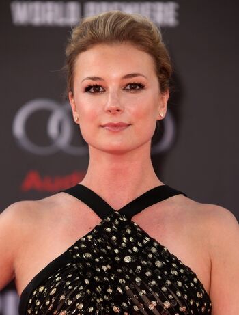 Emily VanCamp