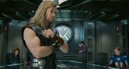 Chris-hemsworth-as-thor-in-the-avengers-2012.3