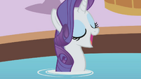 Rarity happy S01E09