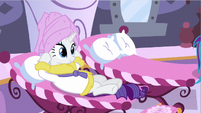 Rarity relaxed S2E23