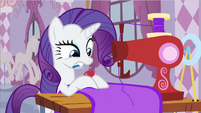 Rarity sewing S2E23