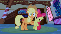 Applejack scared S1E09