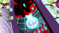 The window in Twilight's illusion, depicting her defeat by King Sombra.