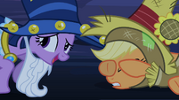 Applejack scared S02E04