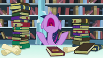 Twilight frustrated S6E2