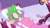 Spike relaxing S2E23