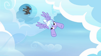 Cloudchaser flying S3E07