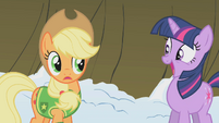 Applejack relents S1E11