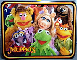 Jim Henson's Muppets lunchbox 1979 same picture on the front, choice of three Muppets on the back