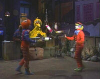 Josh SeligJuggler Sesame Street Episode 2798[10]