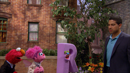 The Letter "R" steals items starting with "R" Episode 4270