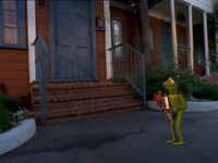 Episode 207: Kermit walks to meet his date.