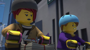 Ninjago–Papergirl–1’54”