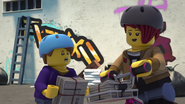 Ninjago–Papergirl–1’07”