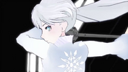 As Weiss twirls to slash the Arma Gigas, no scar can be seen