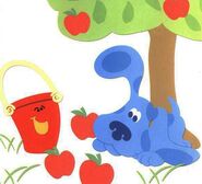 Blues-Clues-Pail-apples